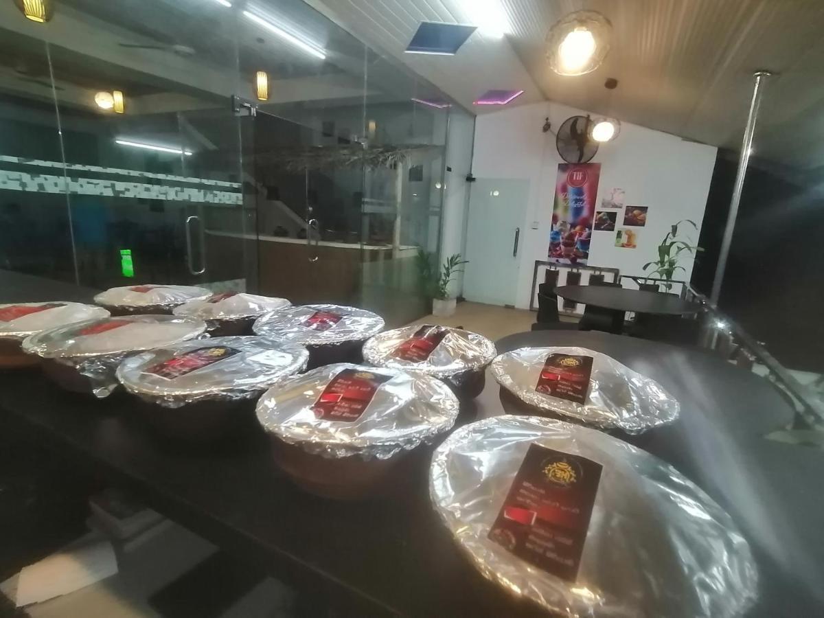 Hotel Ambula Food Court Anuradhapura Zewnętrze zdjęcie